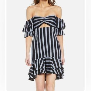 NWT WAYF Tegan Strapless Off The Shoulder Dress - NEW